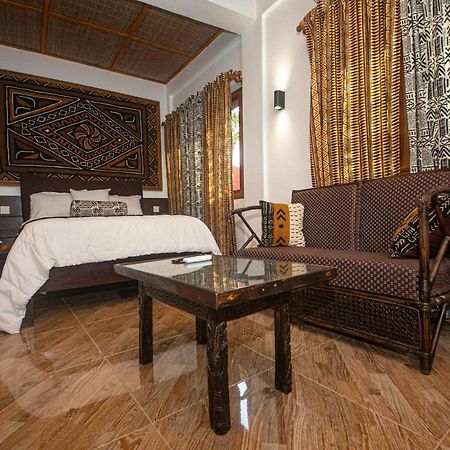 Ike'S Cultural Village Kumasi Ngoại thất bức ảnh