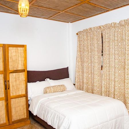 Ike'S Cultural Village Kumasi Ngoại thất bức ảnh