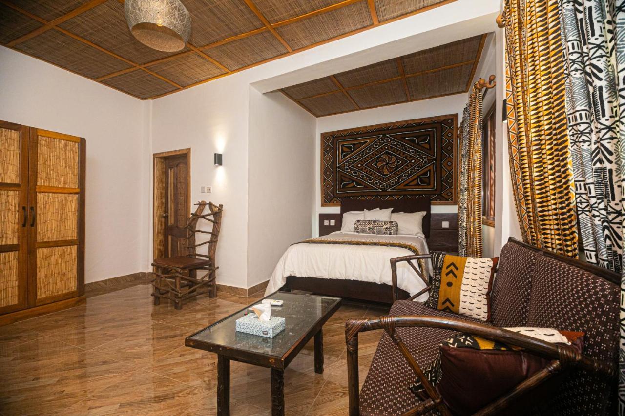 Ike'S Cultural Village Kumasi Ngoại thất bức ảnh