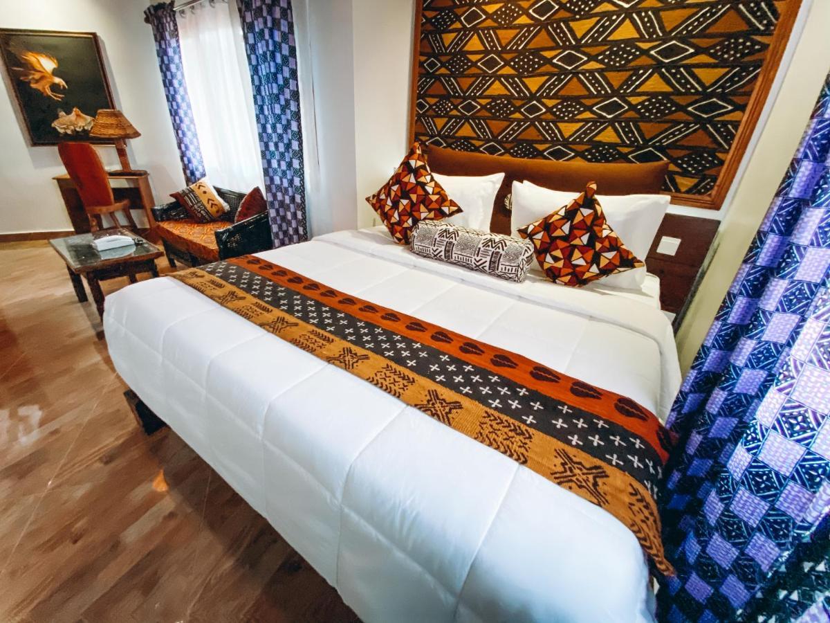 Ike'S Cultural Village Kumasi Ngoại thất bức ảnh